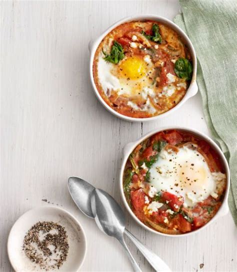 baked-eggs-with-spinach-and-tomato image