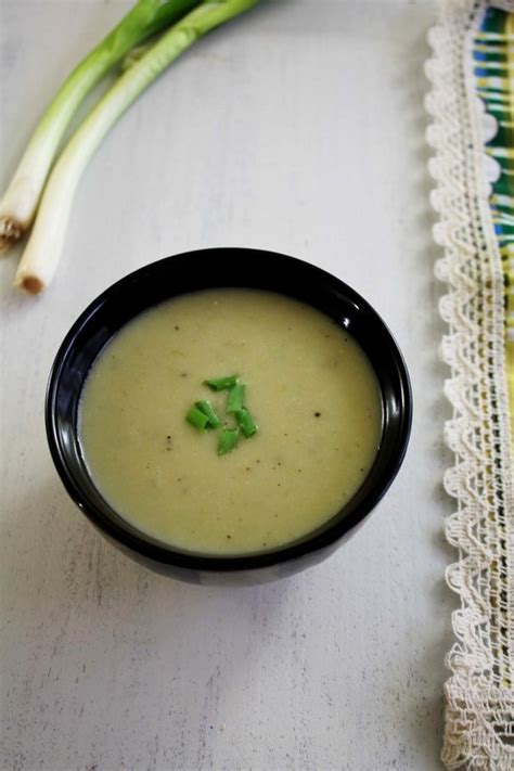 spring-onion-soup-recipe-how-to-make-scallion-soup image