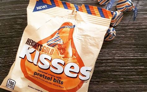 hersheys-gold-kisses-are-a-sweet-salty-dream-taste image