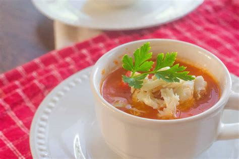 roasted-red-pepper-and-tomato-soup-with-crab image