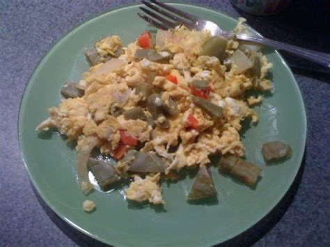 nopales-con-huevos-recipe-sparkrecipes image