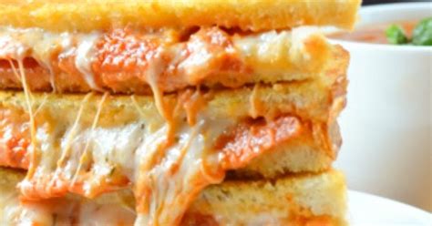 pepperoni-pizza-grilled-cheese-sandwiches-serena-bakes image