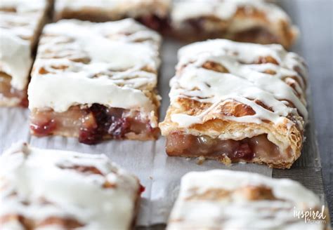 apple-cranberry-slab-pie-inspired-by-charm image