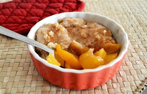 easy-3-minute-microwave-peach-cobbler-the-kreative-life image