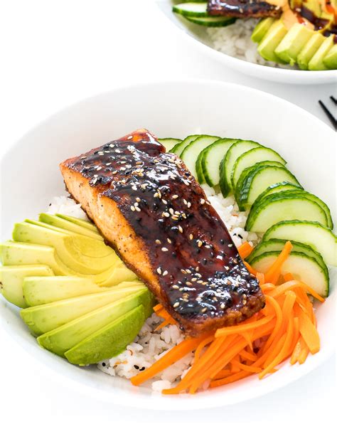 salmon-sushi-bowls-with-homemade-spicy-mayo image