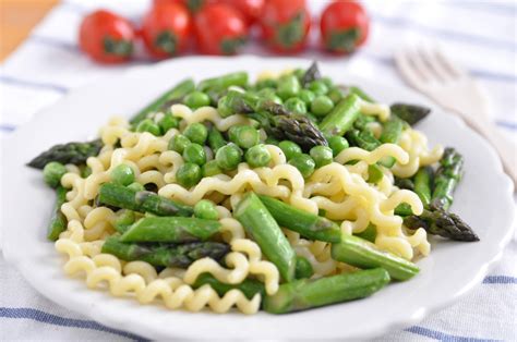pasta-with-sugar-snap-peas-asparagus-and-parmesan image