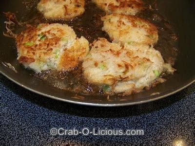coconut-crusted-crab-cakes image