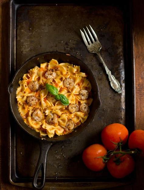 bruschetta-shrimp-pasta-pepper-bowl image