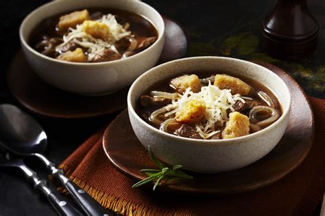 hearty-beef-onion-soup-recipe-cook-with-campbells image