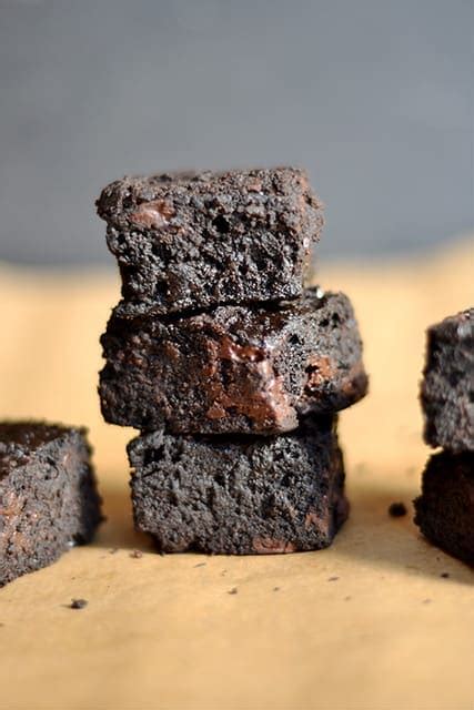 the-best-dark-chocolate-brownies-wholesomelicious image