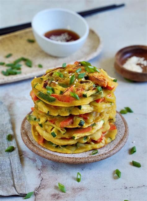 pajeon-korean-scallion-pancakes-vegan-elavegan image