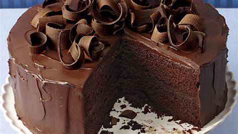 chocolate-honey-ganache-layer-cake image
