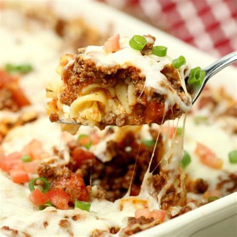 easy-lasagna-casserole-lasagna-style-pasta-bake image