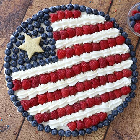 easy-delicious-american-flag-fruit-pizza-its-always image