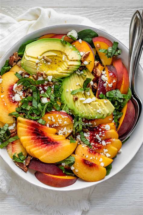 peach-salad-with-basil-spinach-feelgoodfoodie image