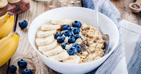 blueberry-chia-overnight-oats-slender-kitchen image