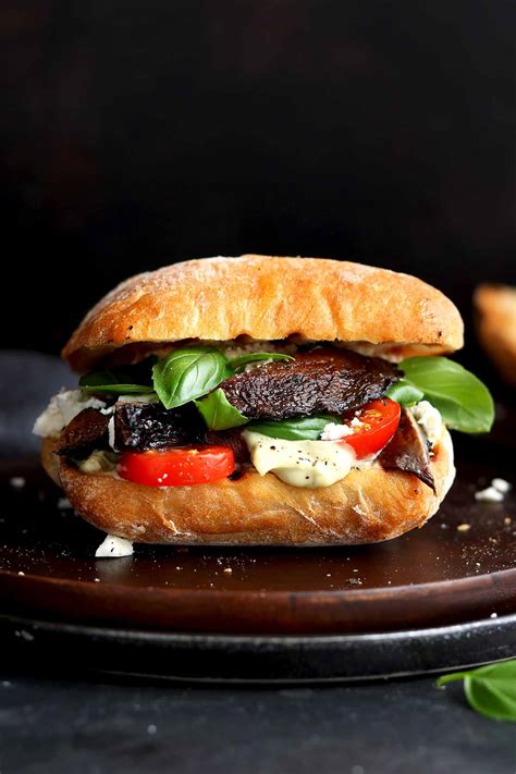portobello-mushroom-sandwich-the-last-food-blog image