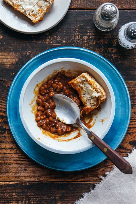 homemade-baked-beans-with-molasses-kelly-neil image