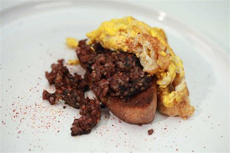spanish-eggs-recipe-spanish-breakfast-foods-basco image