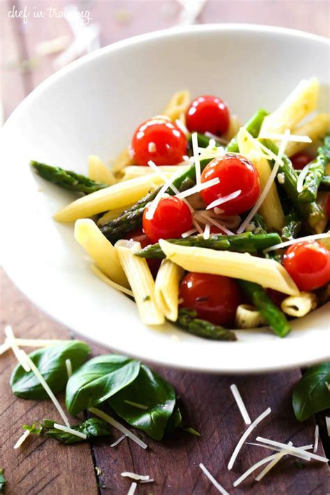 penne-pasta-with-asparagus-and-cherry-tomatoes image