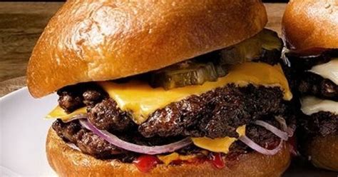 7-steps-to-a-healthier-burger-that-tastes-scrumptious image