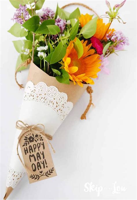 the-cutest-diy-may-day-baskets-to-celebrate-may-day image