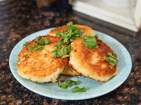 easy-crab-cakes-or-croquettes-seafood-nutrition image