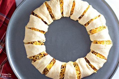 easy-taco-ring-with-crescent-rolls-kitchen-fun-with-my image