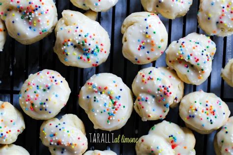 italian-lemon-knot-cookies-taralli-al-limone-savoring-italy image