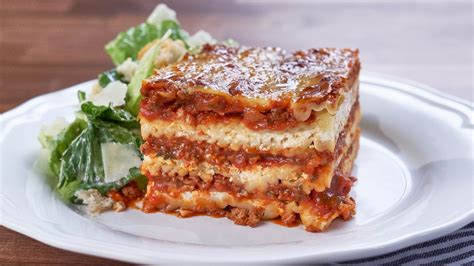 pancetta-italian-sausage-and-ricotta-lasagna image