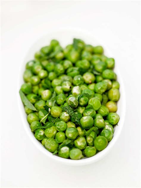 fresh-peas-with-mint-leites-culinaria image