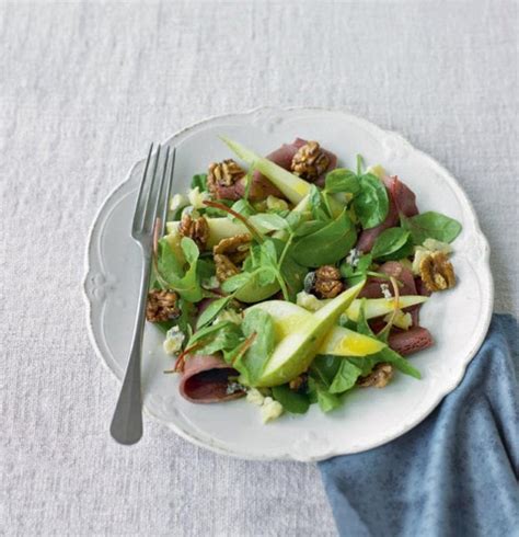smoked-venison-salad-with-pears-walnuts-and-blue image