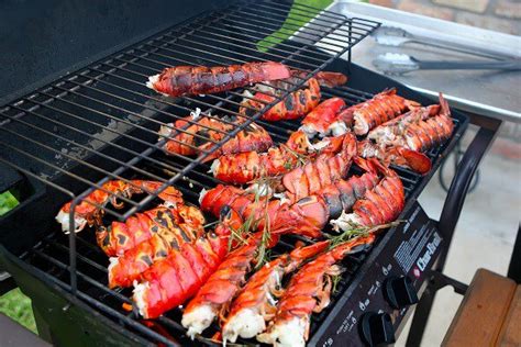 how-to-cook-perfect-maine-lobster-tails-maine image