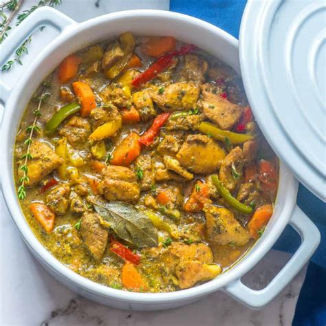 jamaican-coconut-curry-chicken-slow-cookerketogf image
