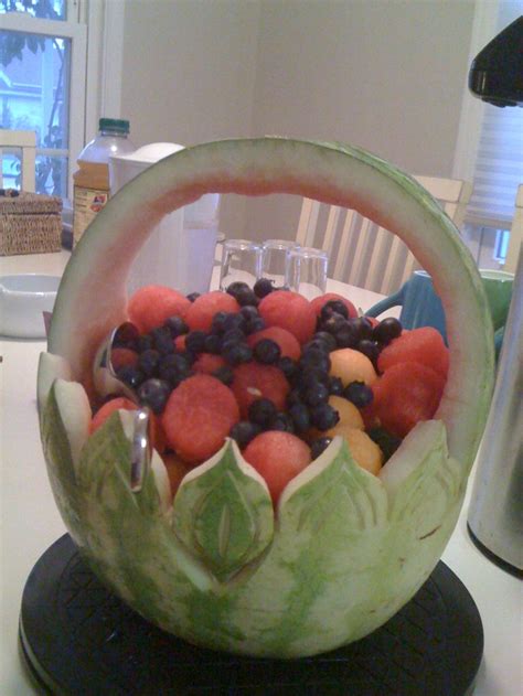 45-gorgeous-watermelon-basket-ideas-pinterest image
