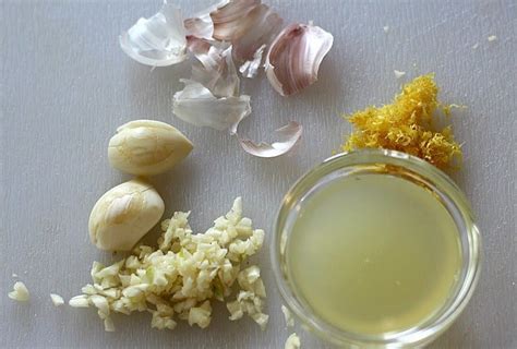 lemon-garlic-potatoes image