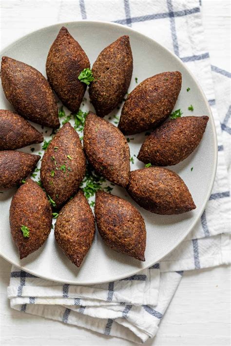 lebanese-kibbeh-balls-authentic-recipe-feelgoodfoodie image