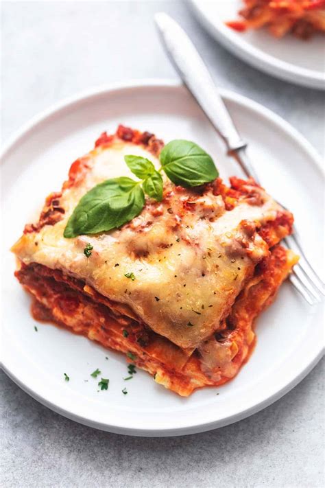 easy-lasagna-recipe-creme-de-la-crumb image