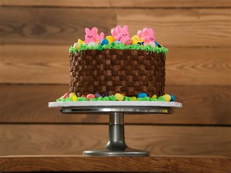 how-to-make-an-basket-cake-for-easter-with-buddy image