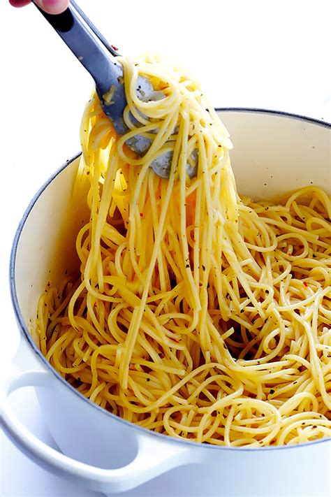 garlic-lovers-spaghetti-gimme-some-oven image
