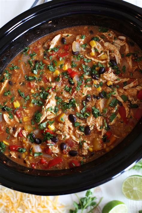 slow-cooker-chicken-fajita-quinoa-soup-eat-yourself image