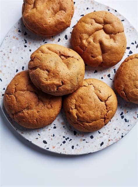 sweet-potato-and-molasses-cookies-ricardo image