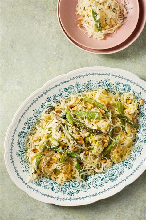 recipe-spaghetti-squash-with-asparagus-ricotta-lemon image