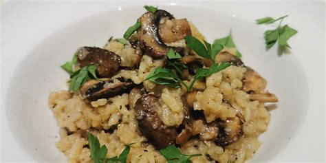 slow-cooker-mushroom-risotto-slow-cooker-risotto image