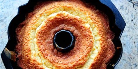 perfect-pound-cake-recipe-how-to-make-the-best image