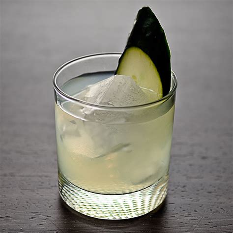 cucumber-basil-lime-gimlet-cocktail image