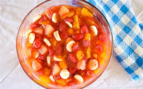 fabulous-fruit-salad-with-peach-pie-filling-for-maximum image