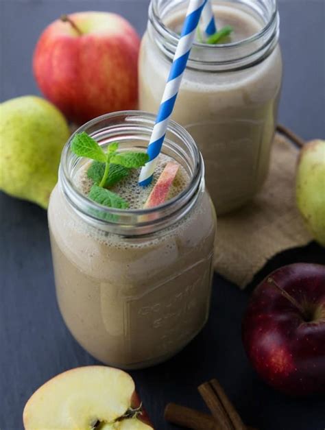 apple-pear-smoothie-vegan-heaven image