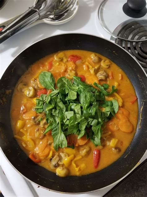 red-thai-coconut-curry-curry-recipe-my-family-dinner image