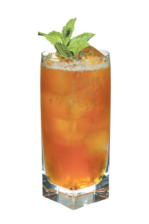 pimms-cup-or-classic-pimms-cocktail image